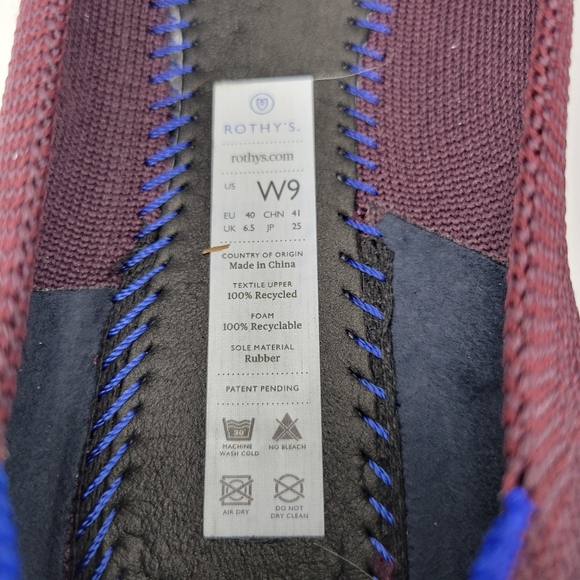 Rothy's Wine Rounded Toe Flat Size 9 - Picture 9 of 11